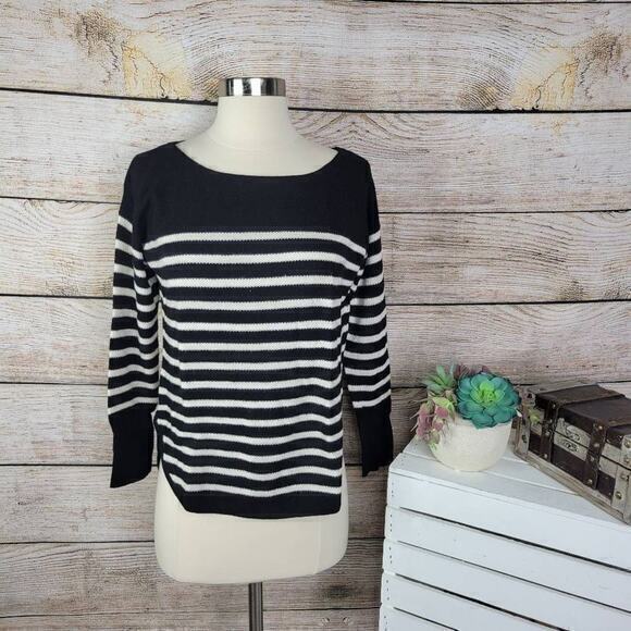Banana Republic Women’s Pullover Knit Sweater Black & White Stripped Extra Small - Picture 1 of 5